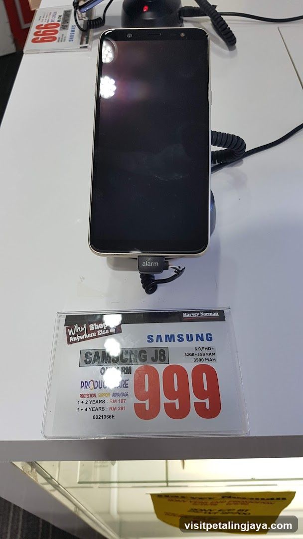 Samsung J8 Display Stand