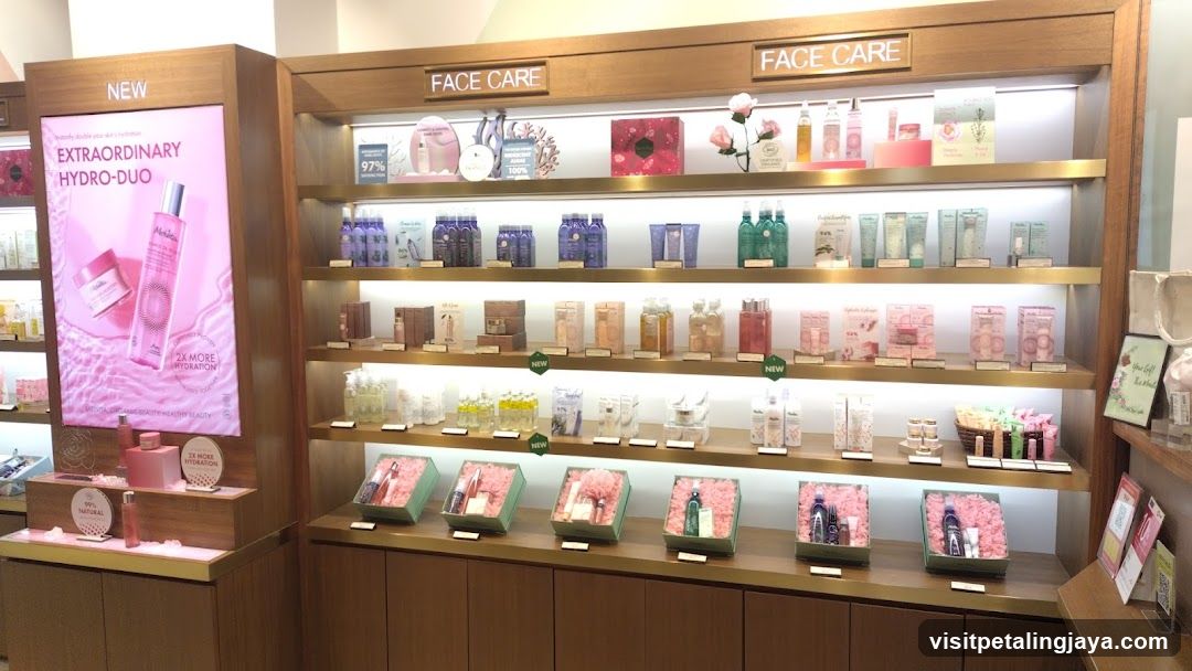 Beauty Product Display Shelf