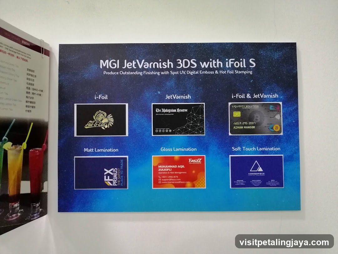 MGI JetVarnish 3DS with iFoil S Display Board