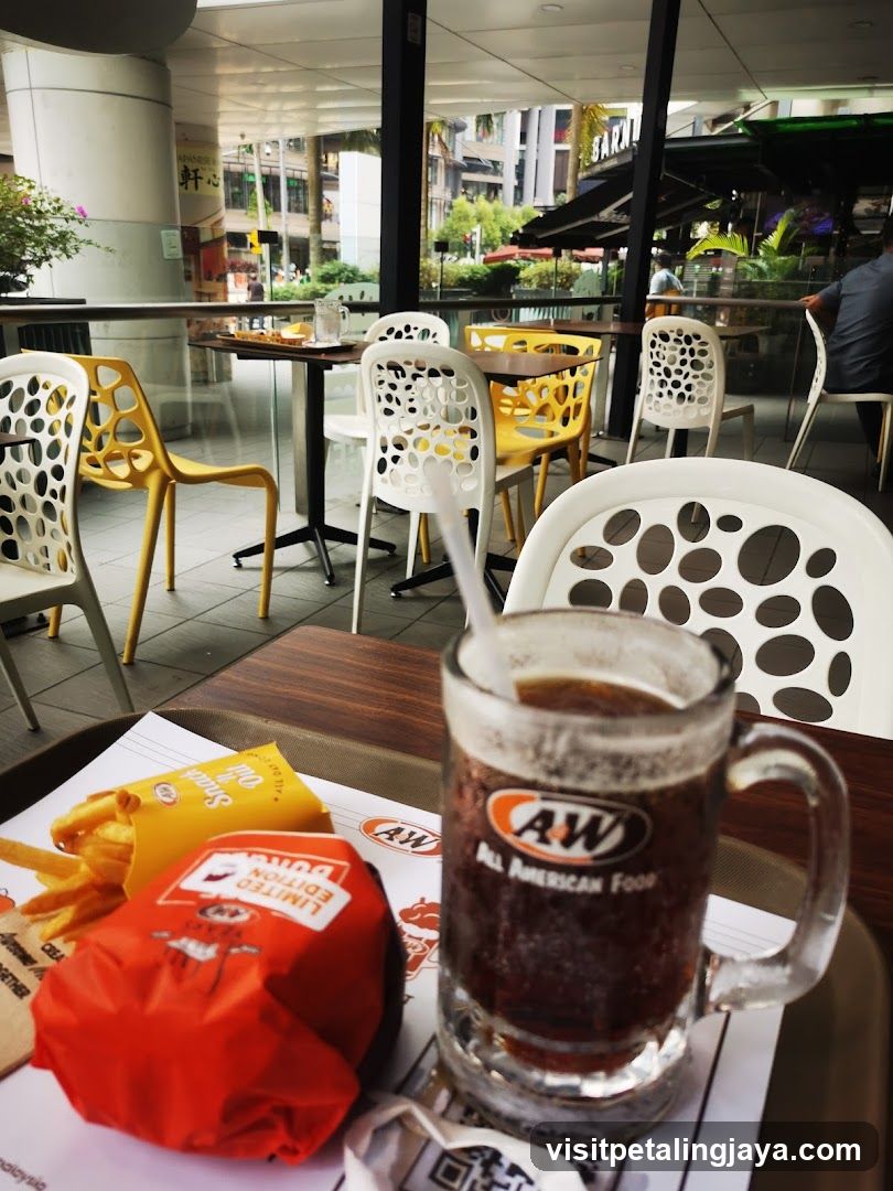 A&W Food Court Meal