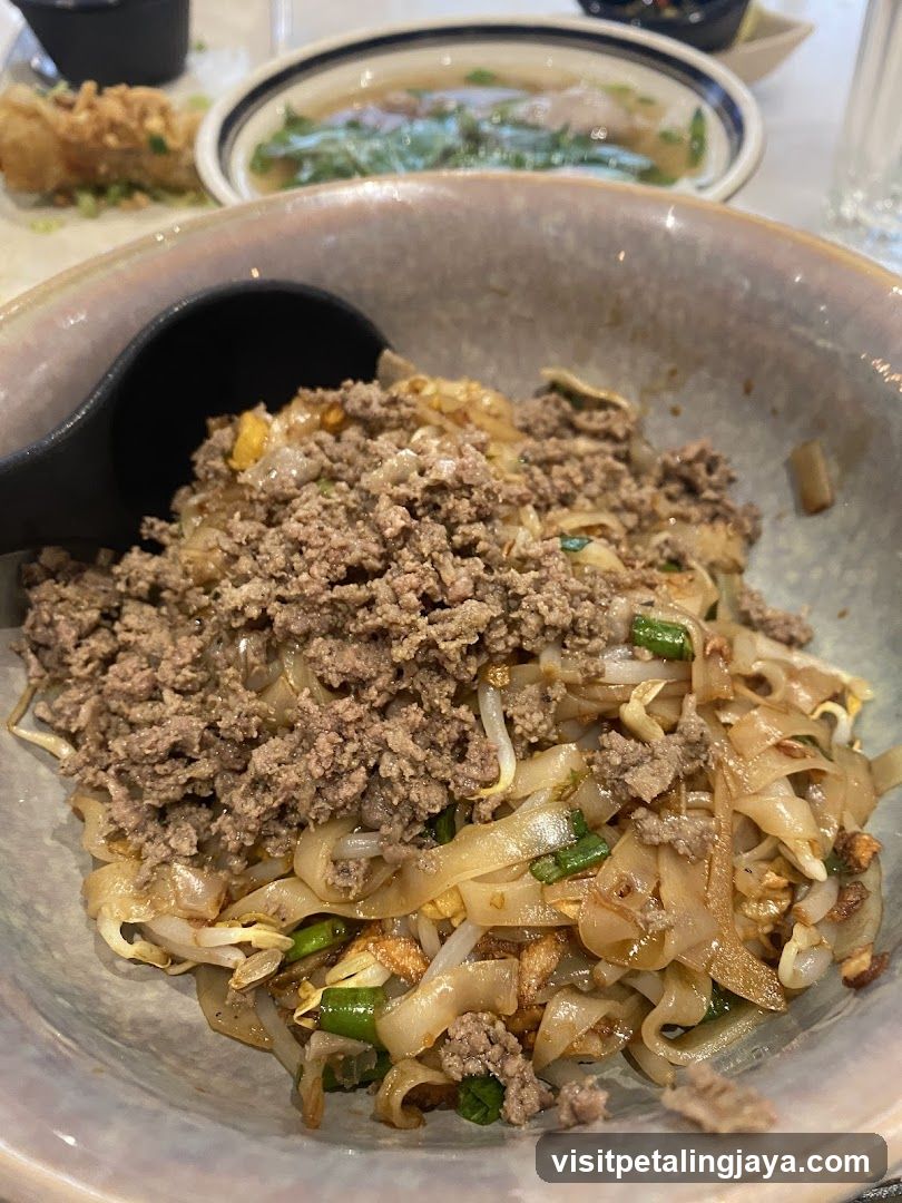 Noodle Dish with Minced Meat
