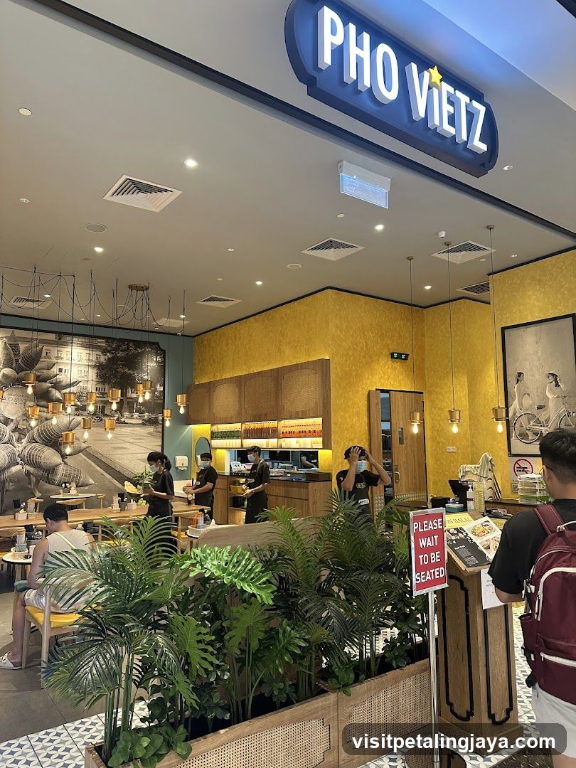 Pho Vietz Interior