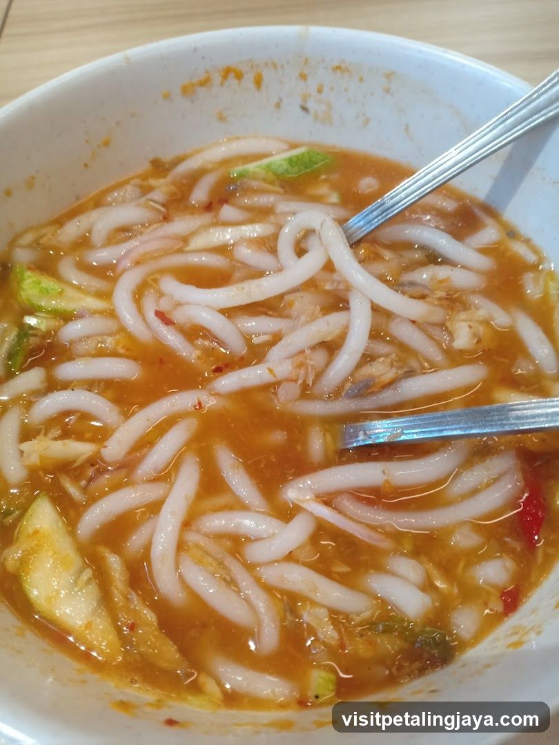Bowl of Noodle Soup with Vegetables