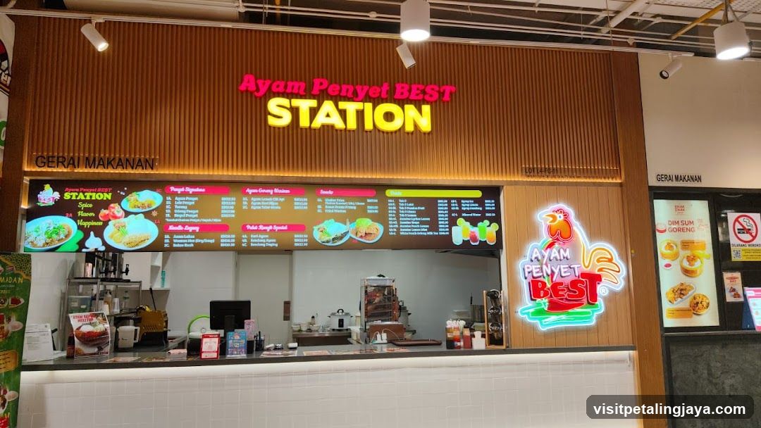 Ayam Penyet Best Station Interior View