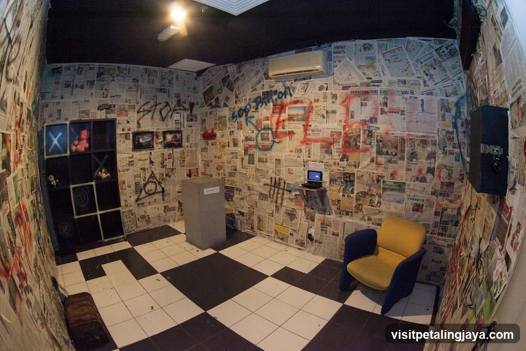 Graffiti and Newspaper Wall Room