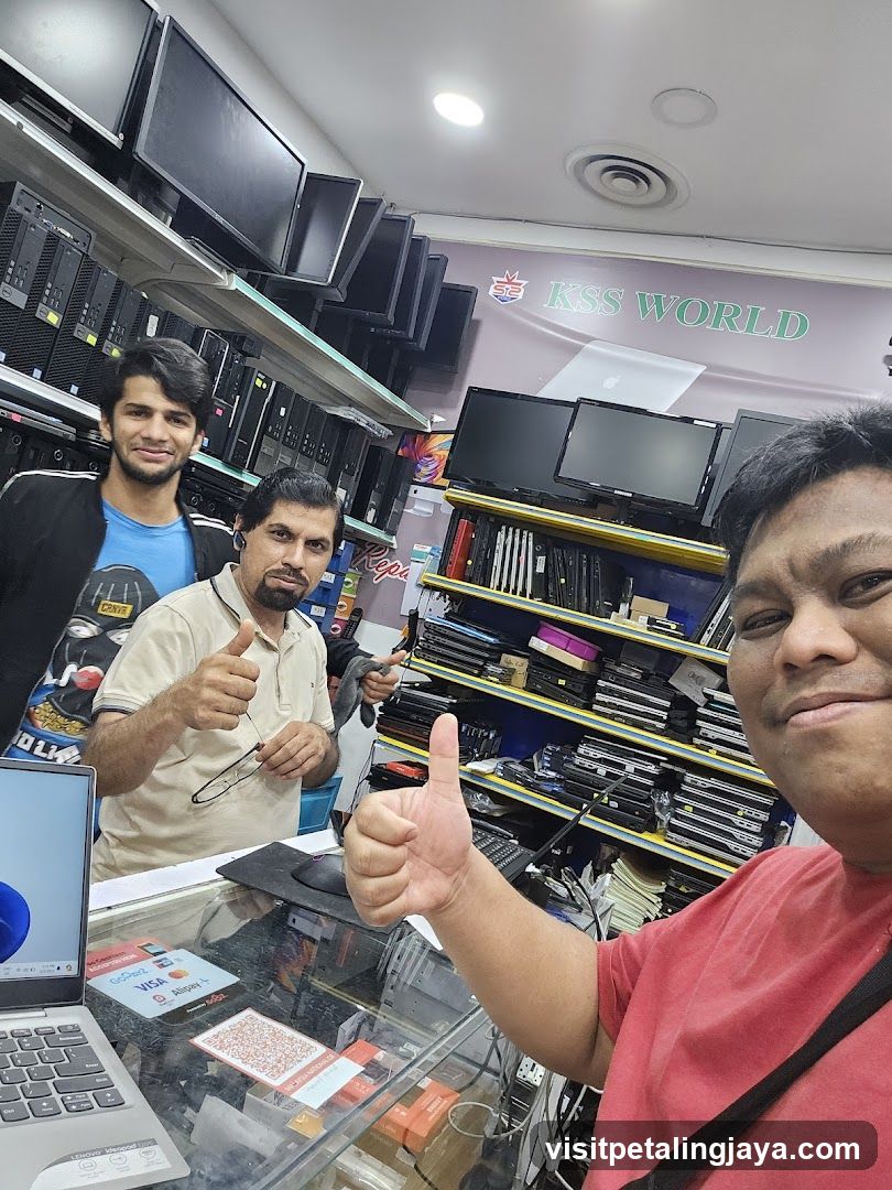 KSS World Electronics Store Interior