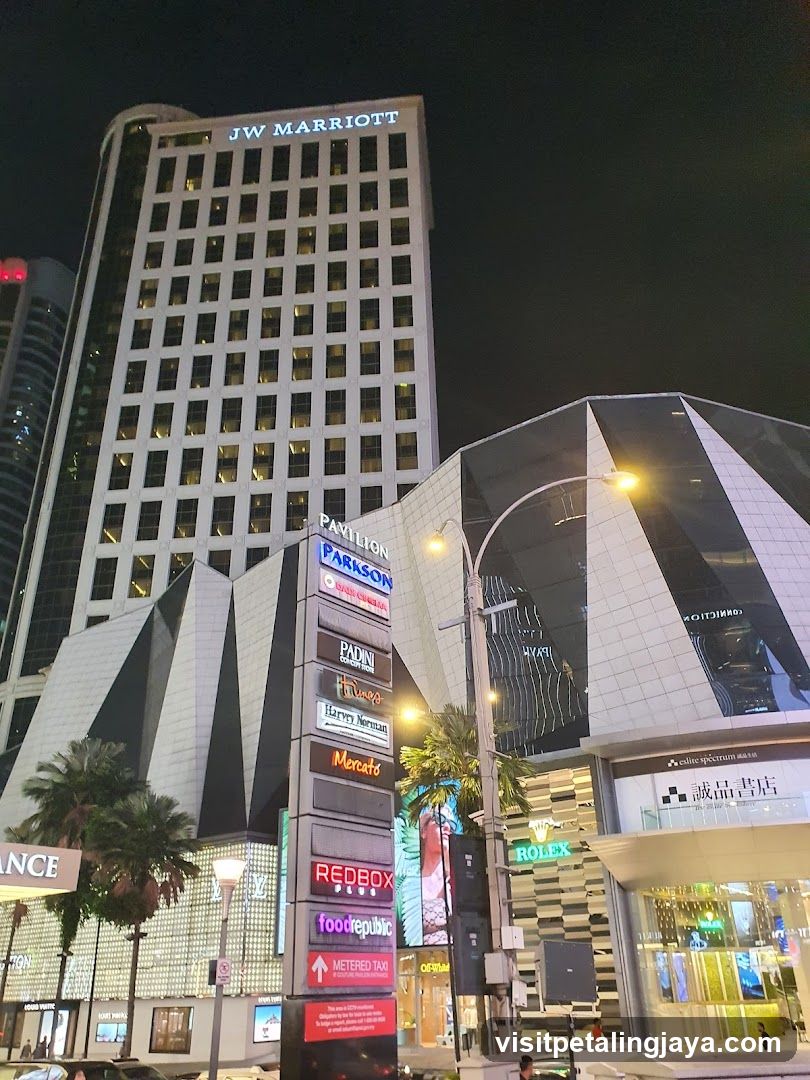 Night view of shopping complex and hotel