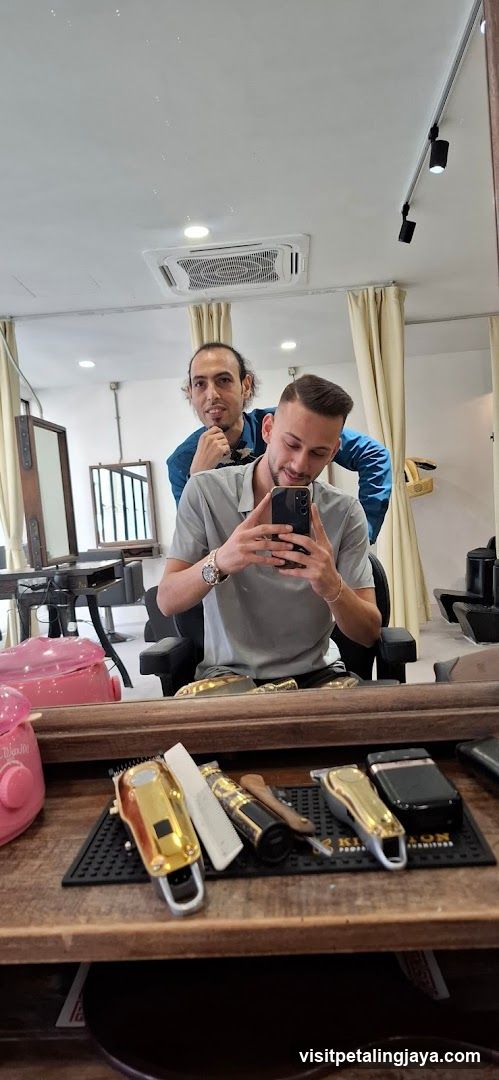 Mesho Salon