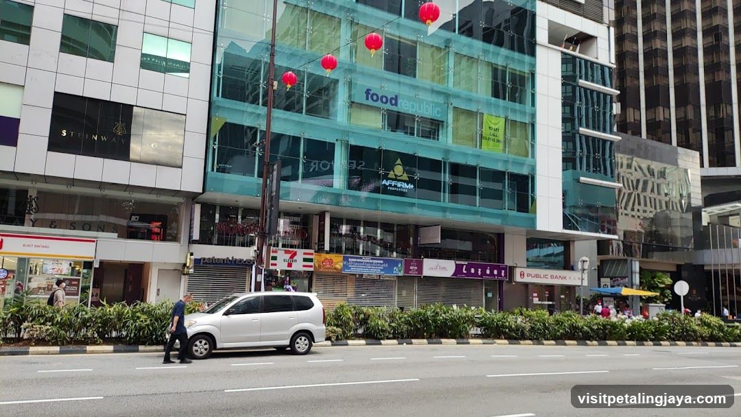 Street Scene with Food Republic Building