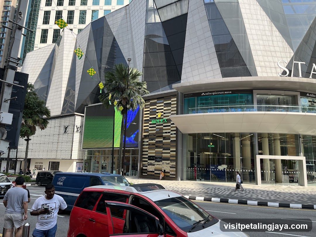 Urban Street Scene with Modern Architecture