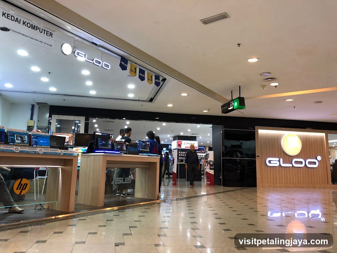 Gloo Electronics Store Interior