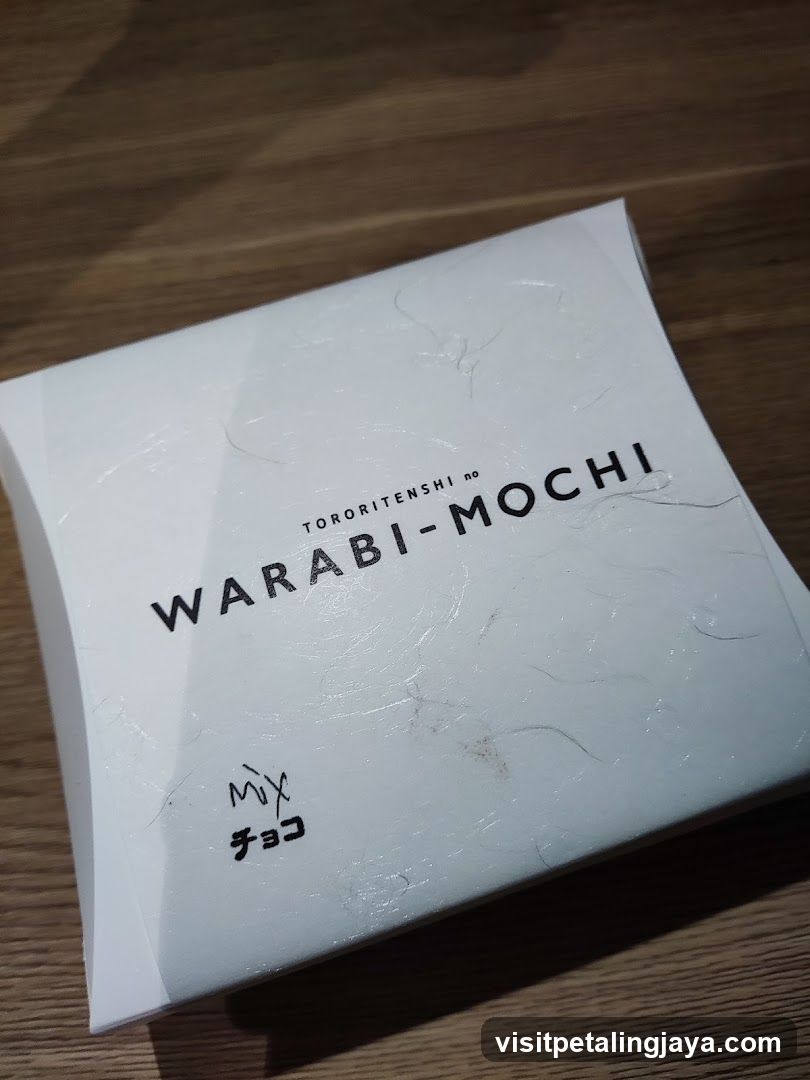 Torori Tenshi No Warabi Mochi