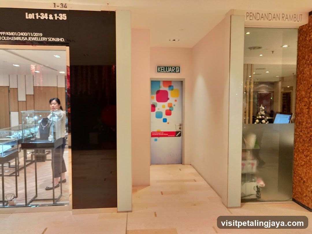Shopping Mall Corridor Interior