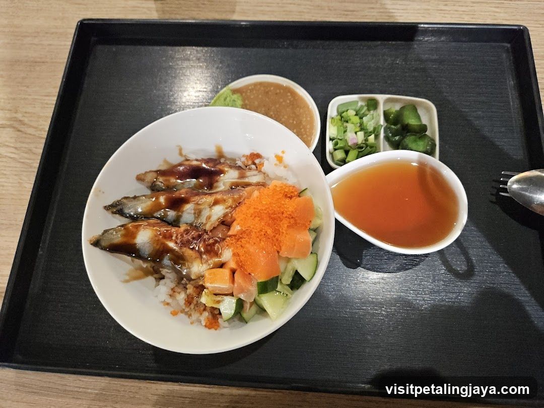 Rice Bowl with Fish and Sides