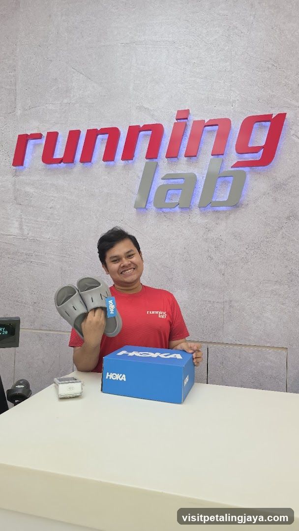 Running Lab Interior