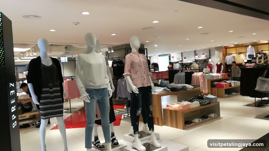 Fashion Store Interior