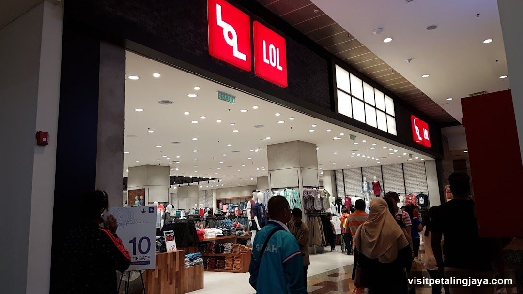 LOL Store Entrance