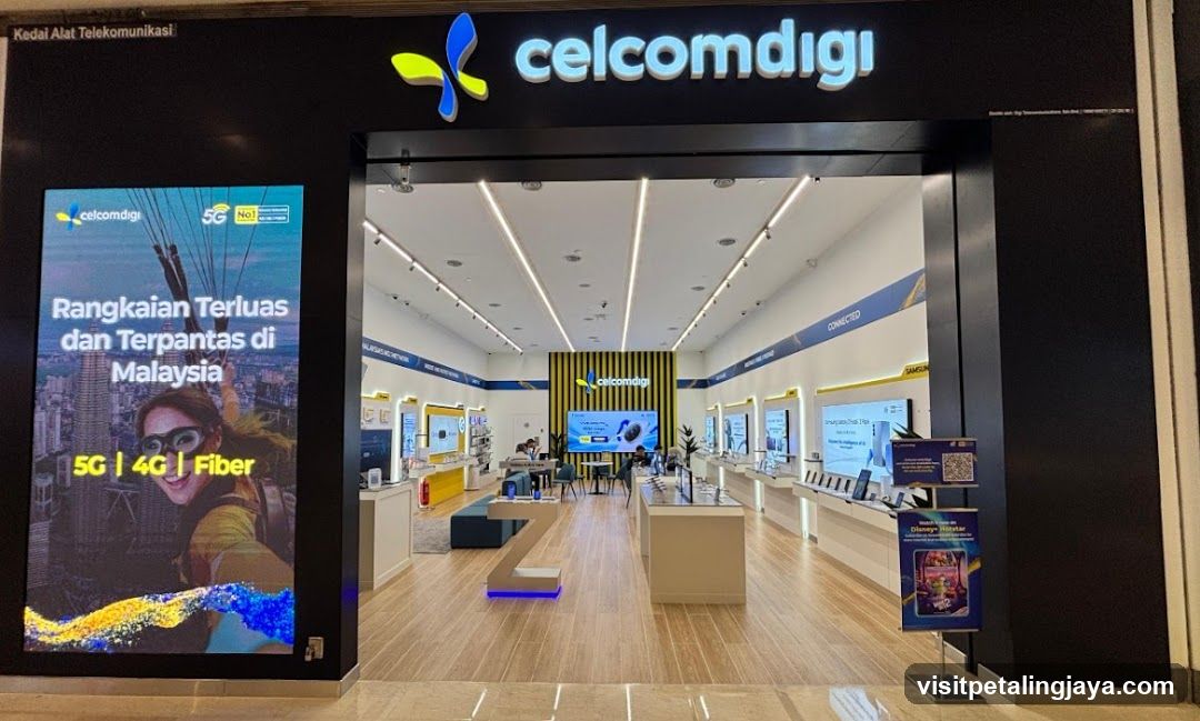 CelcomDigi Store Pavilion