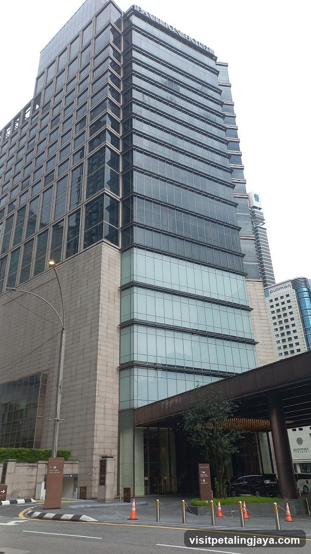 Pavilion Hotel Exterior