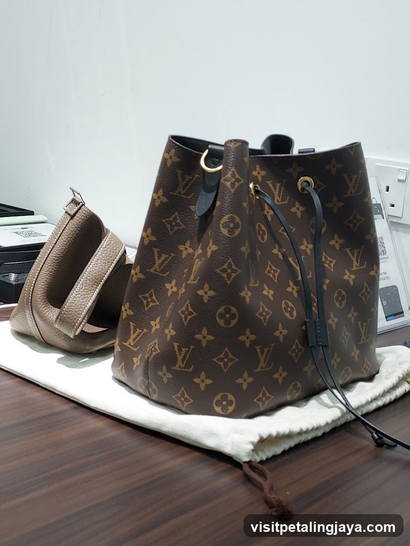 Luxury Handbags Display