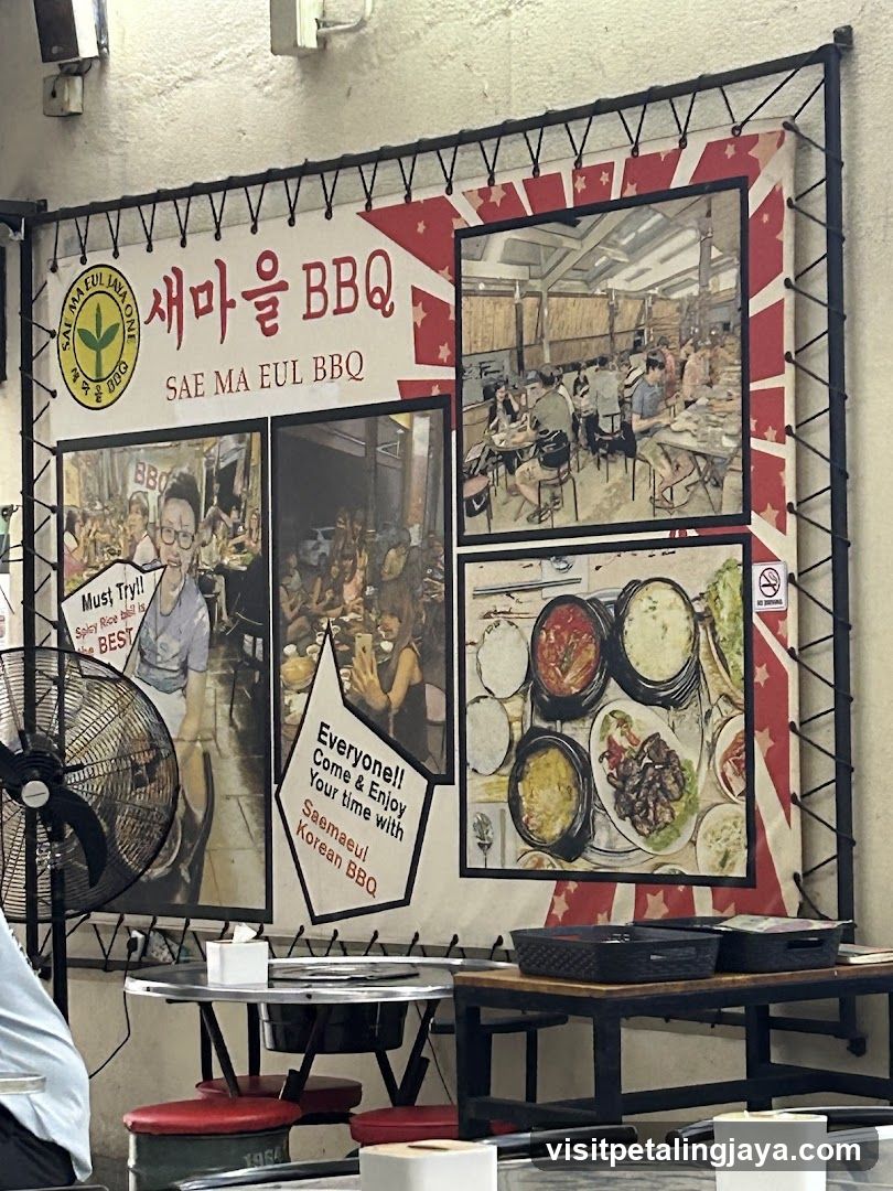 Sae Ma Eul BBQ Interior Display