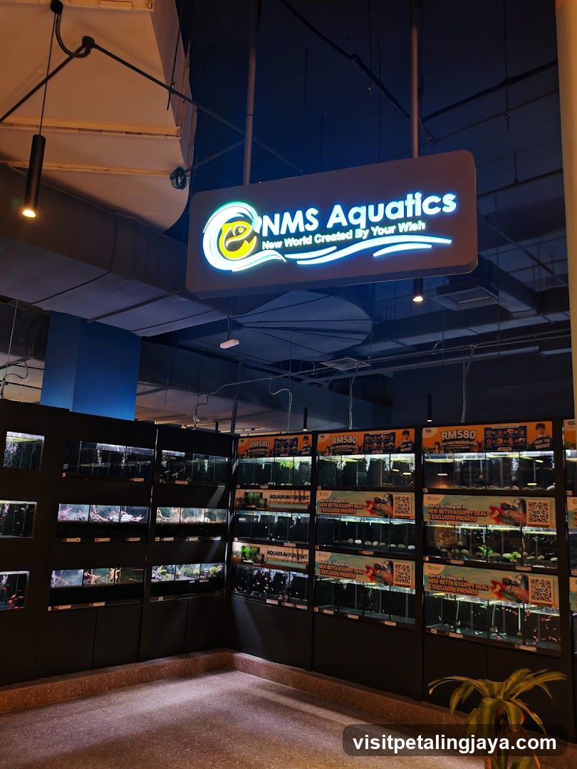 NMS Aquatics Interior Display