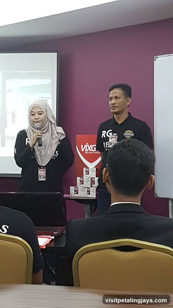 Presentation in a meeting room