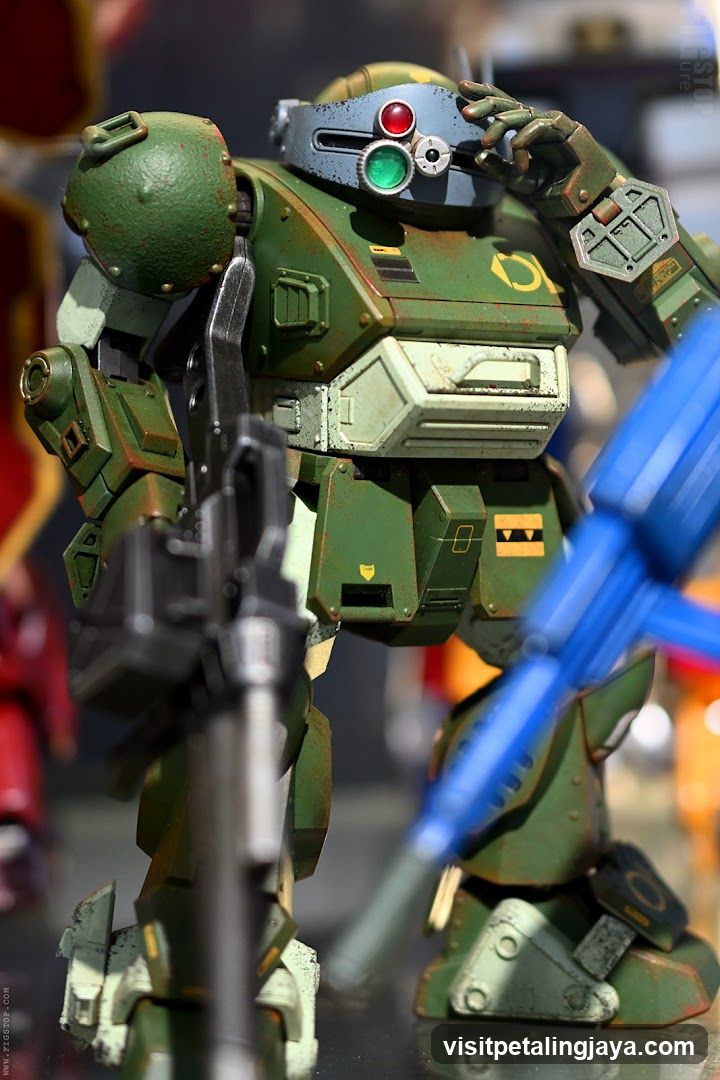 Green Mecha Robot Figure