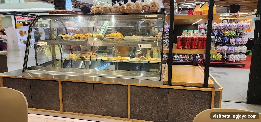 Bakery Display Case in Mall