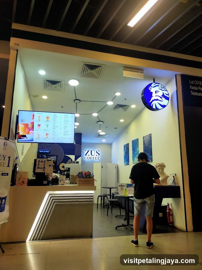 Zus Coffee Interior View