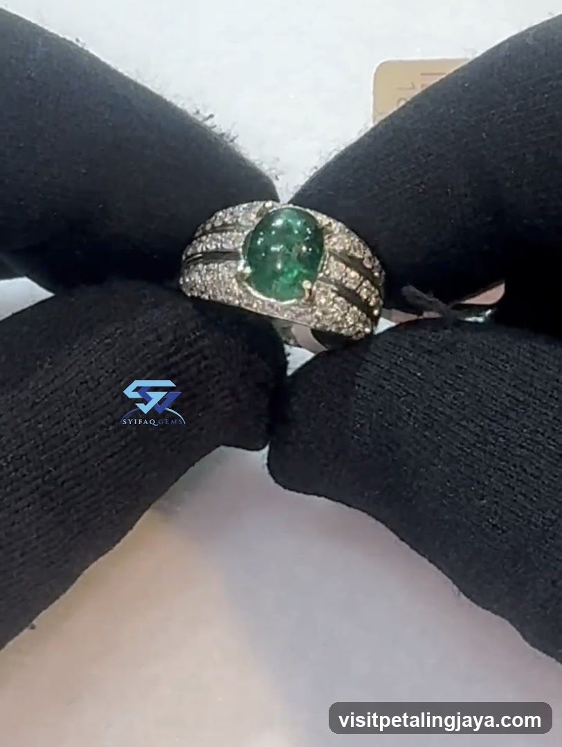 Elegant Ring Display