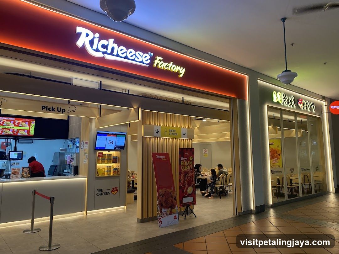 Richeese Factory The Curve