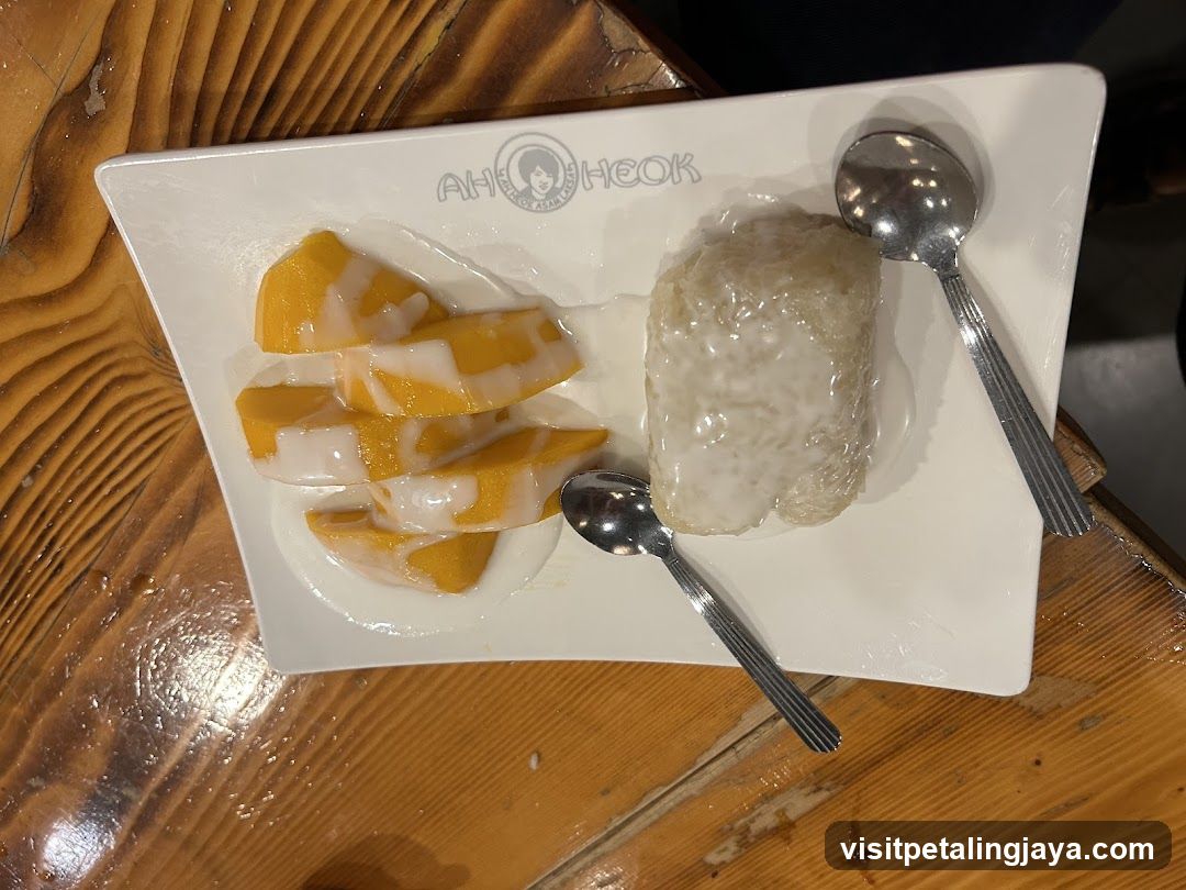 Mango Sticky Rice Dessert