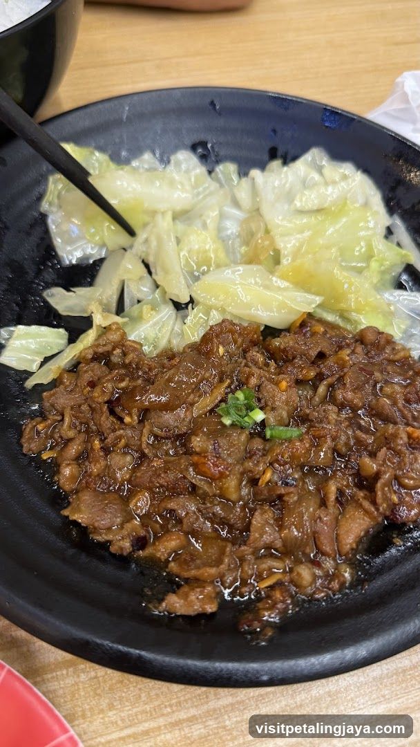 Braised Meat with Cabbage