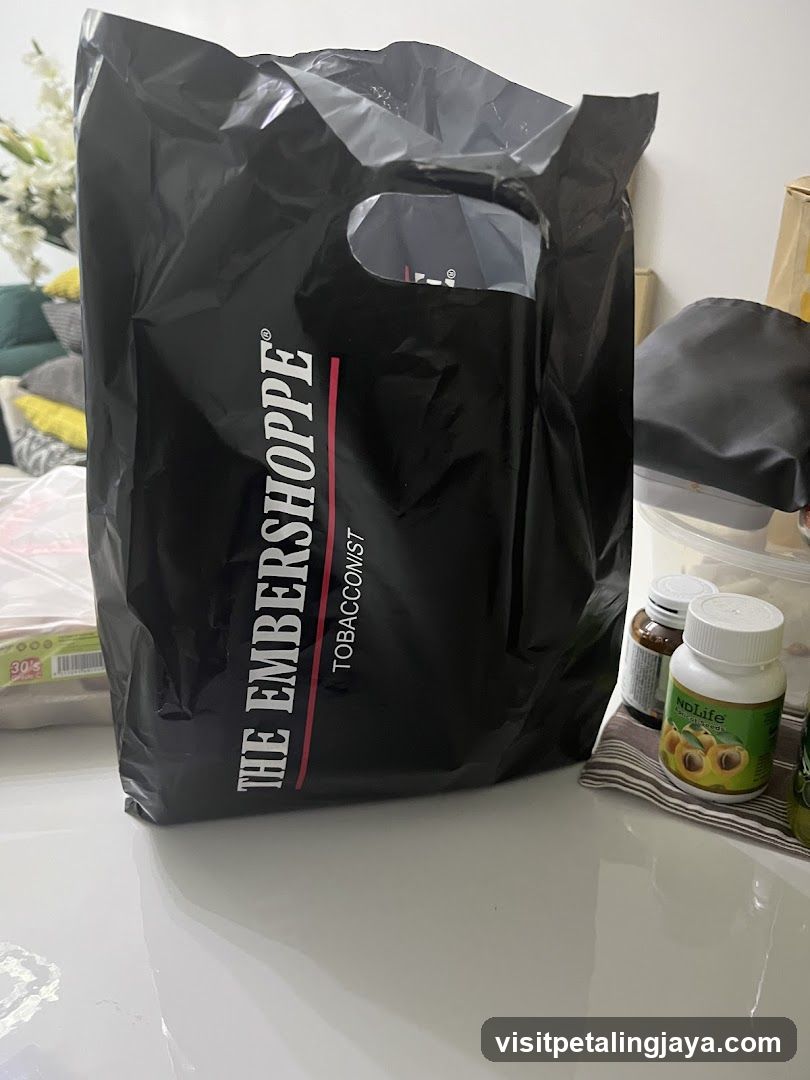 Shopping bag with tobacco shop branding
