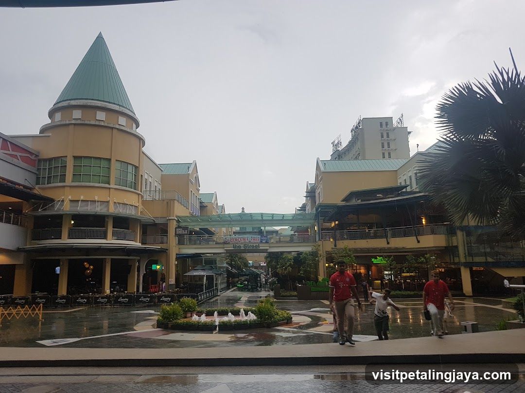 Shopping Mall Exterior