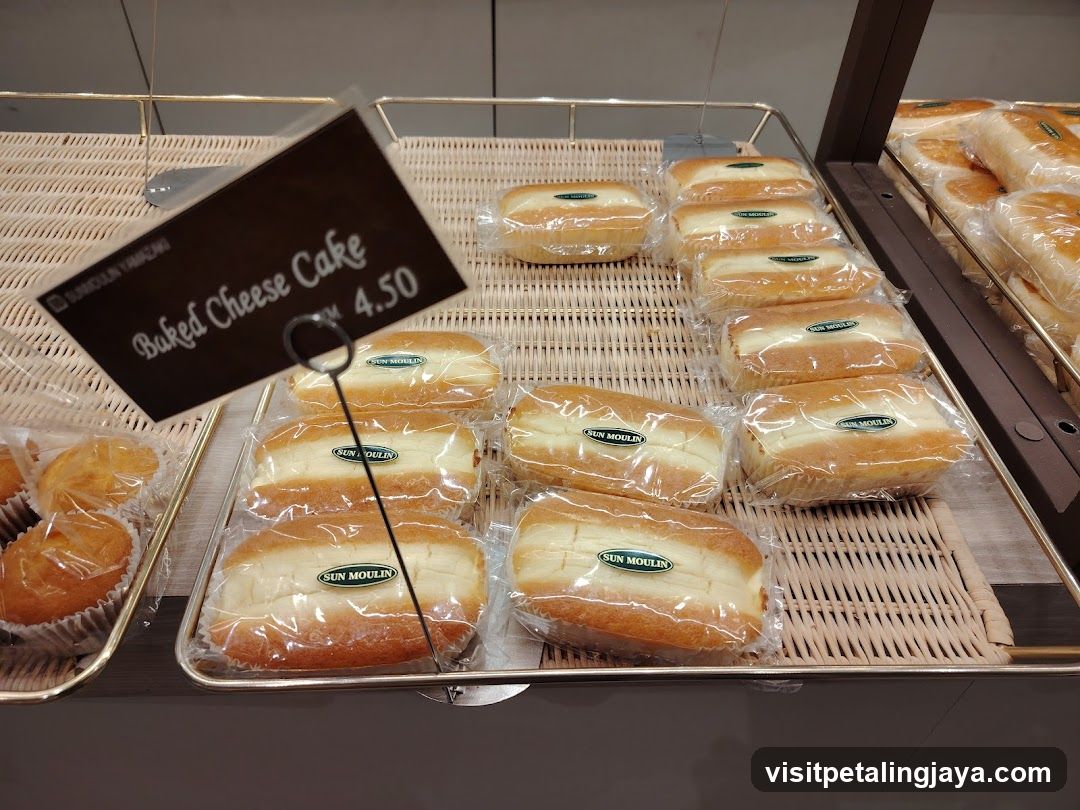 Baked Cheese Cake Display