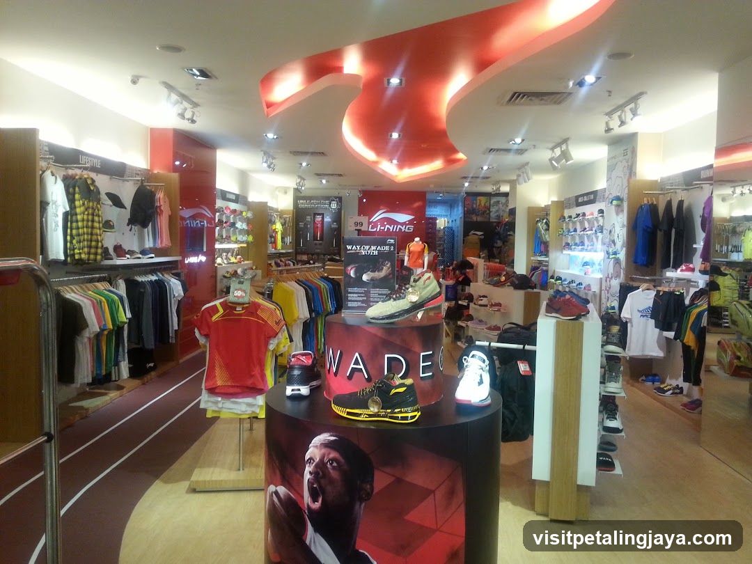 Li-Ning Sports Store Interior