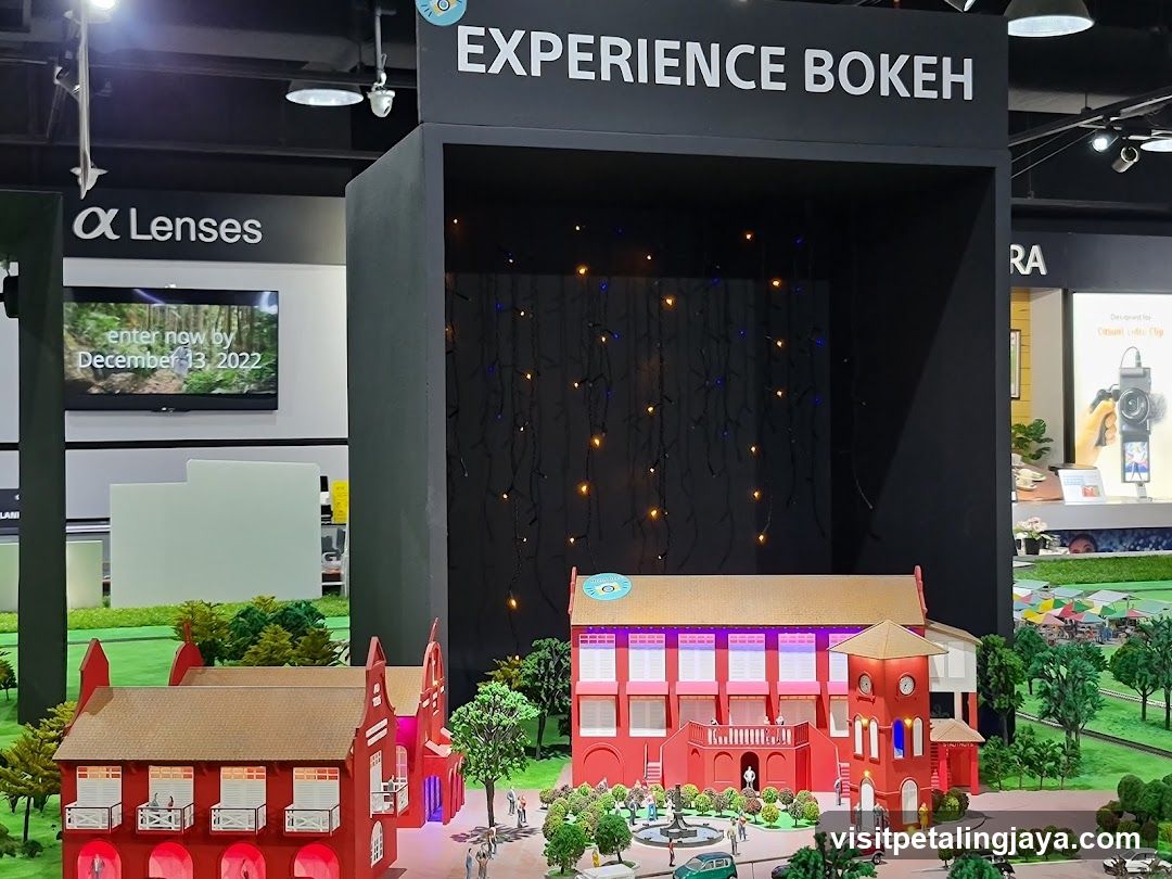 Experience Bokeh Display