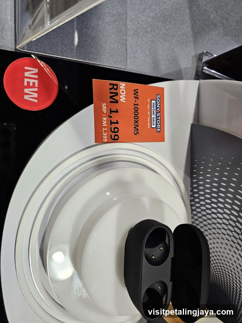 Sony Store Product Display