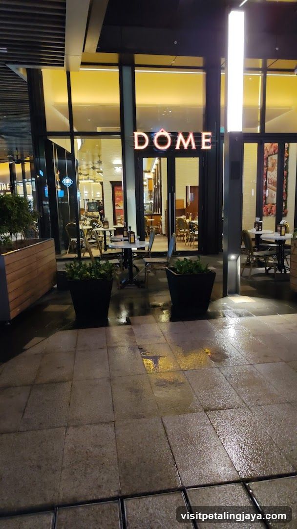 Gourmet Street at Lalaport BBCC
