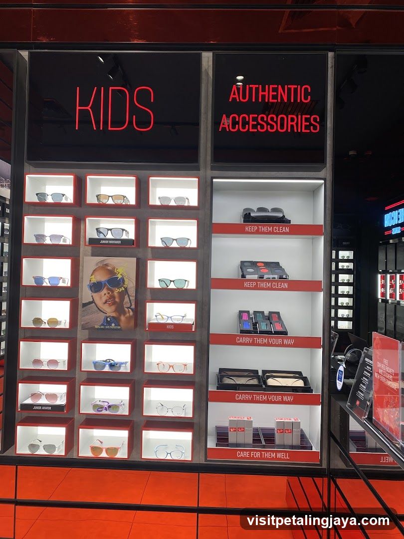 Kids Sunglasses Display