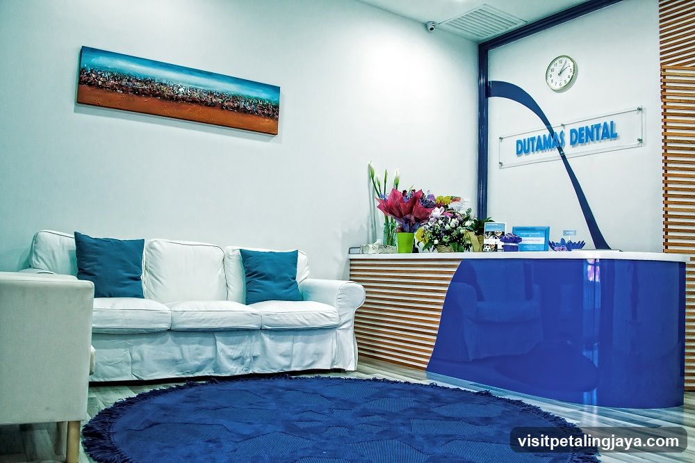 Dutamas Dental Reception Area