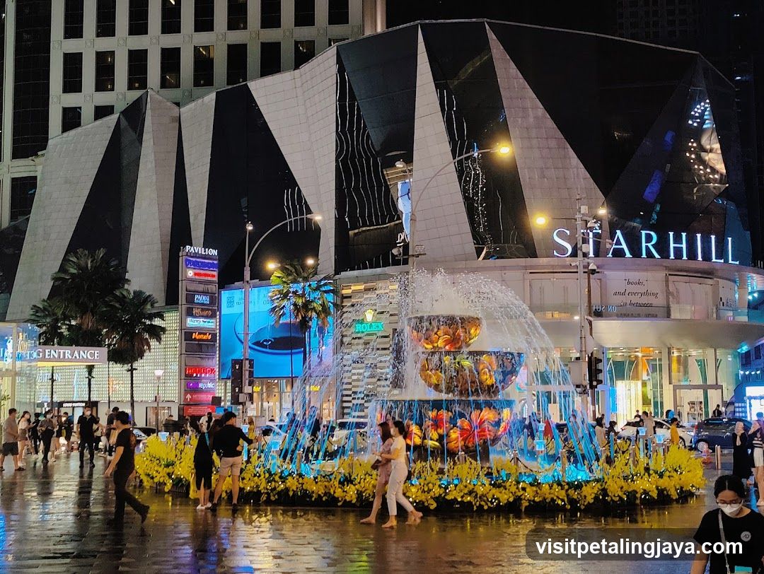 Starhill Boulevard Night Scene
