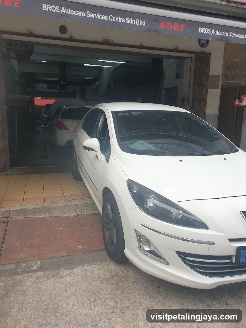 BROS Autocare Services Centre Sdn Bhd