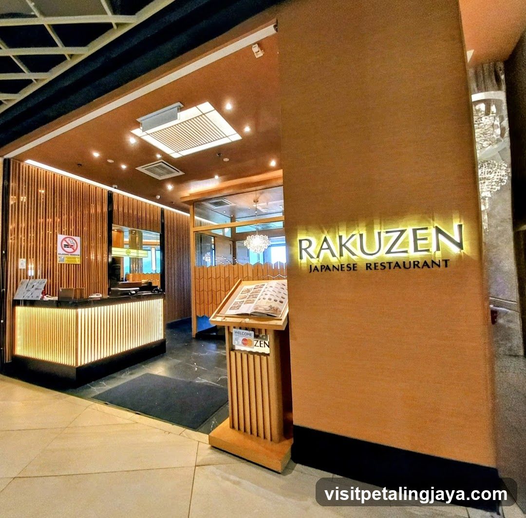 Rakuen Japanese Restaurant Interior