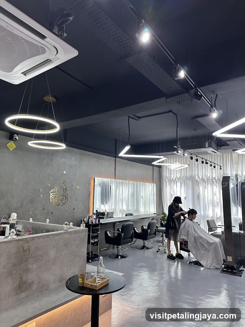 Modern Hair Salon Interior
