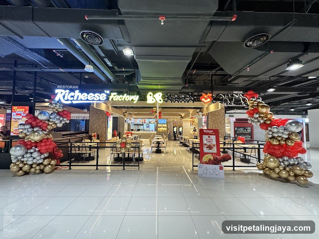 Rich Cheese Factory Interior