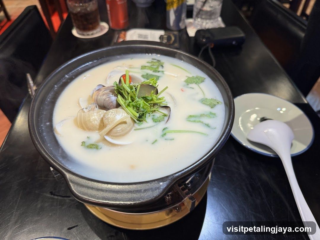 Clam Soup in Clay Pot