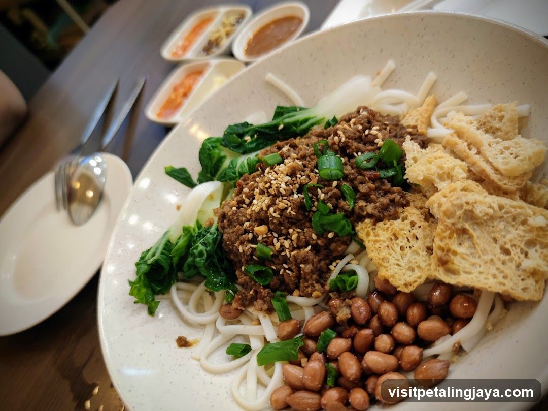 Noodle Bowl with Toppings